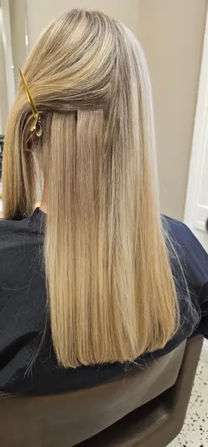 Hair Extensions in Blond
